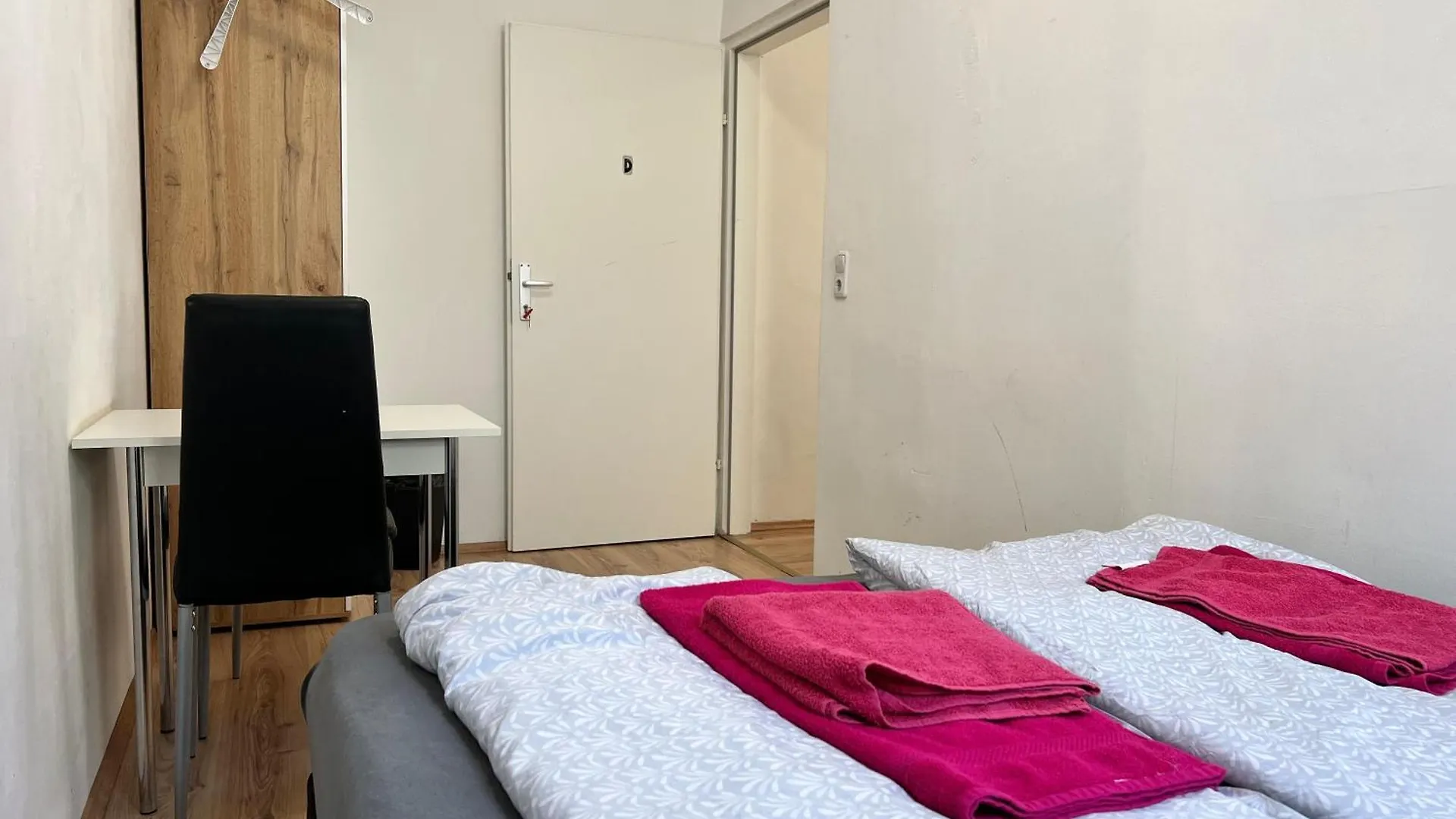 Comfortable 4Br Shared Apt Perfect For Groups & Friends Vienna