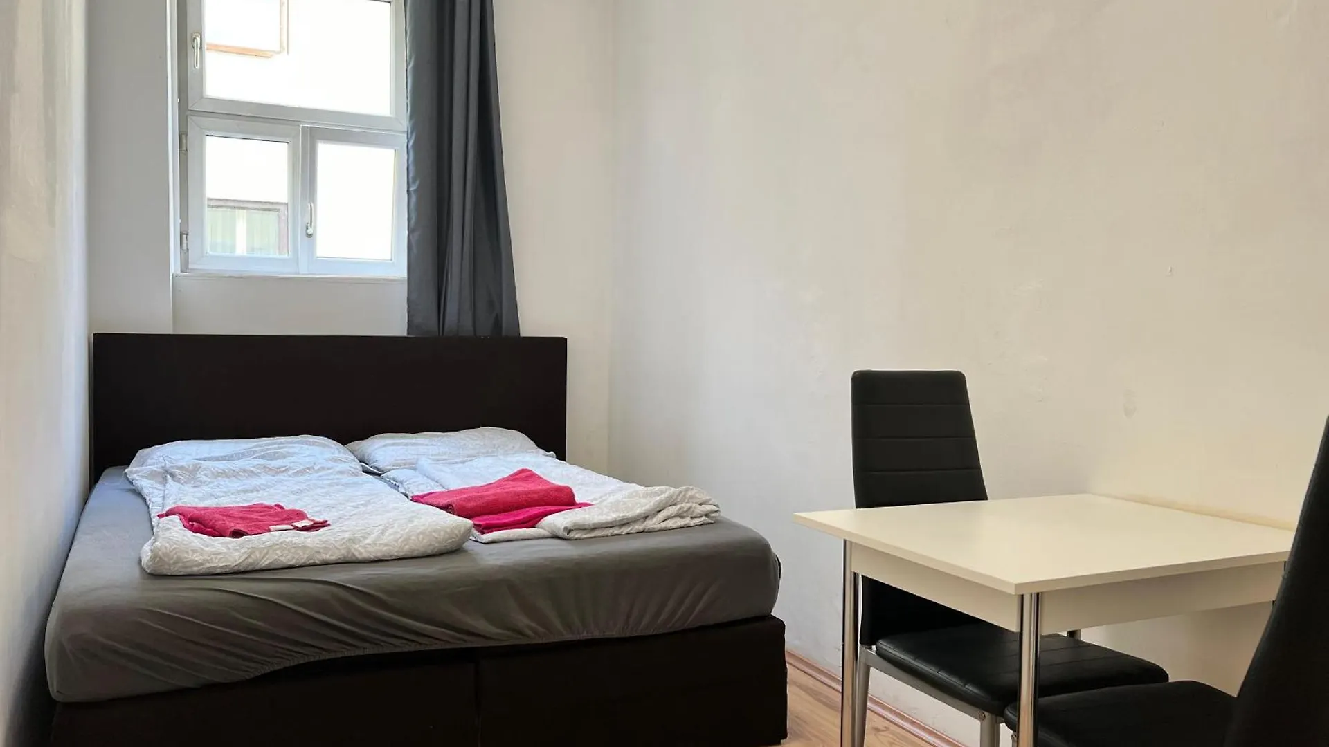 Comfortable 4Br Shared Apt Perfect For Groups & Friends Vienna 0*,  Austria